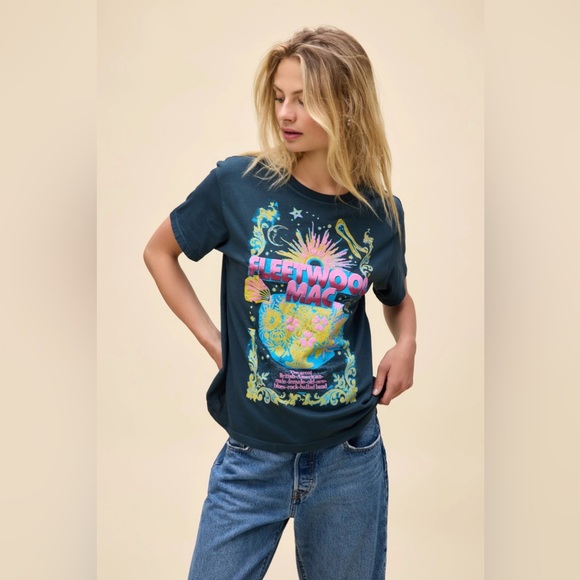 Daydreamer Fleetwood Mac Celestial Bouquet Boyfriend Tee - Picture 6 of 13